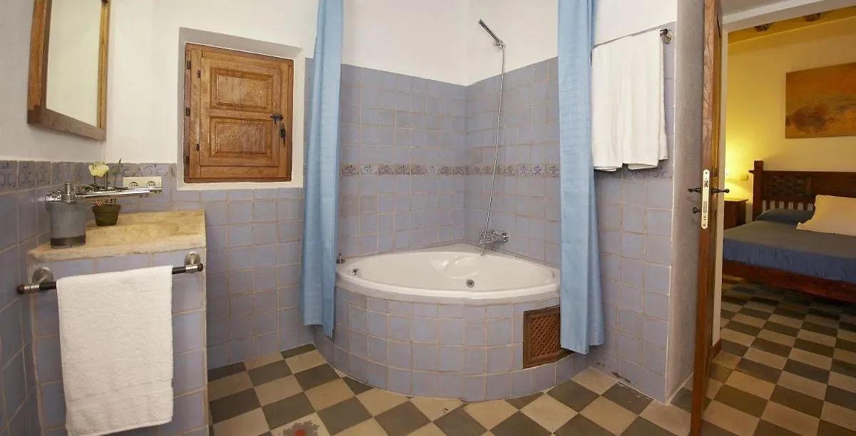 Villa Can Vich Sant Carles de Peralta